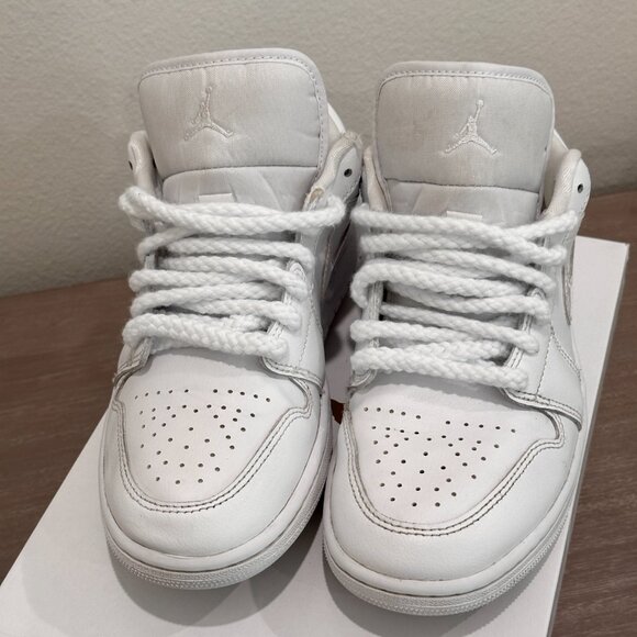 AIR JORDAN 1 LOW WHITE/WHITE-WHITE BLANC/BLANC/BLANC W - Picture 6 of 15